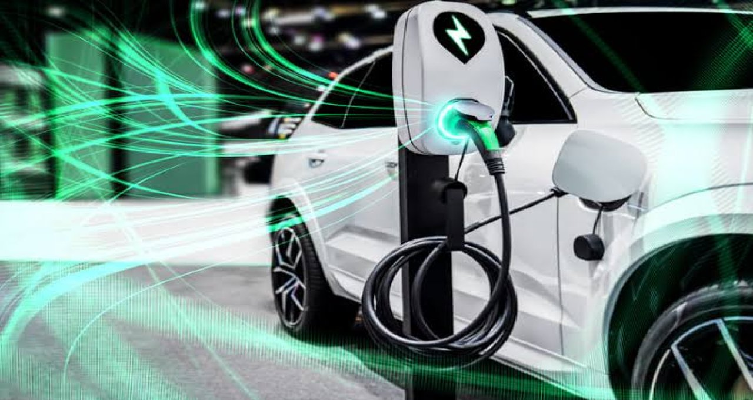 Elektrikli Araçların Yükselişi ve Şarj Altyapısının Geleceği
